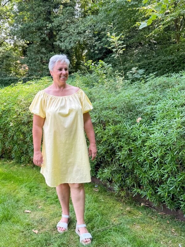 Off-shoulder jurk geel - Afbeelding 4