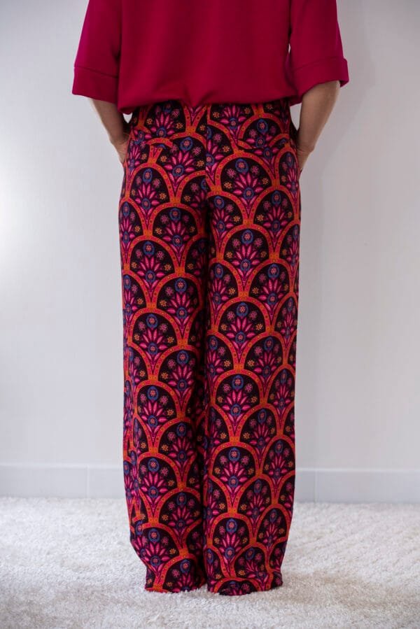 Broek met print bordeaux - Afbeelding 2