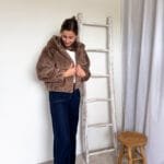 Bomber in faux fur taupe